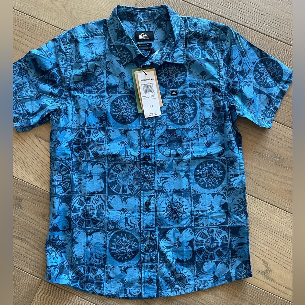 NWT Boys Quicksilver button down